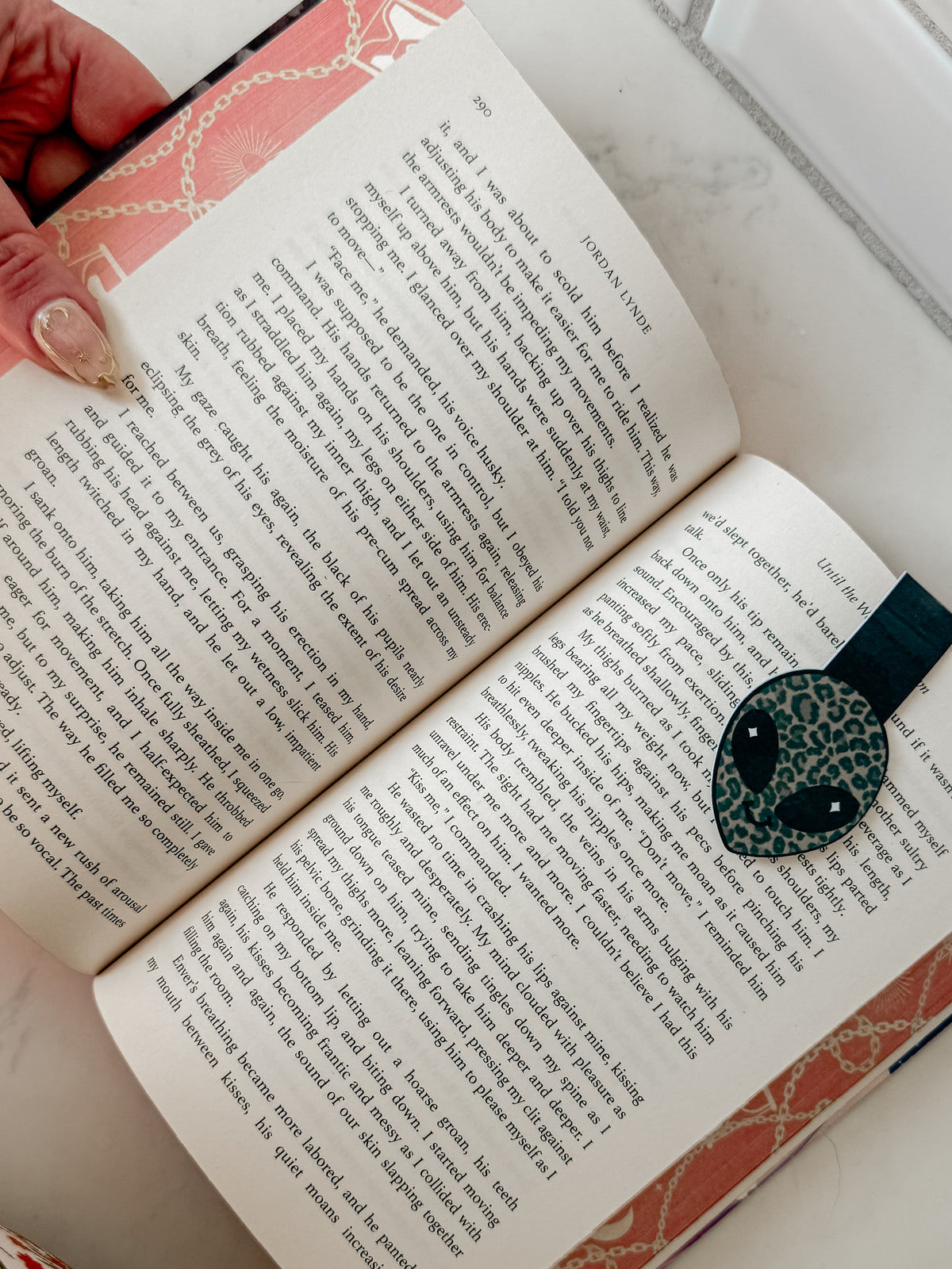 POH Alien Magnetic Bookmark